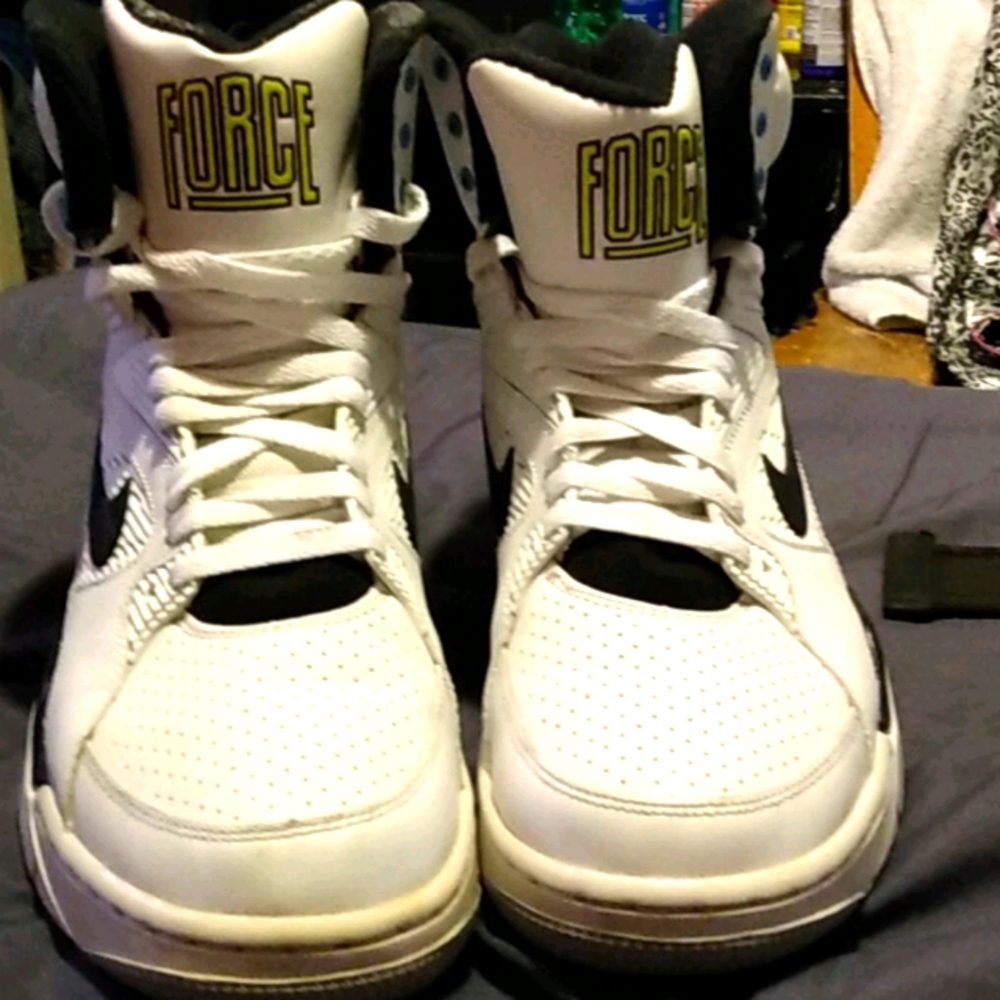 Nike Air Command "Billy Hoyle"